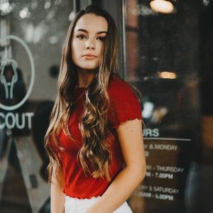 Meet your Posher, Ashley